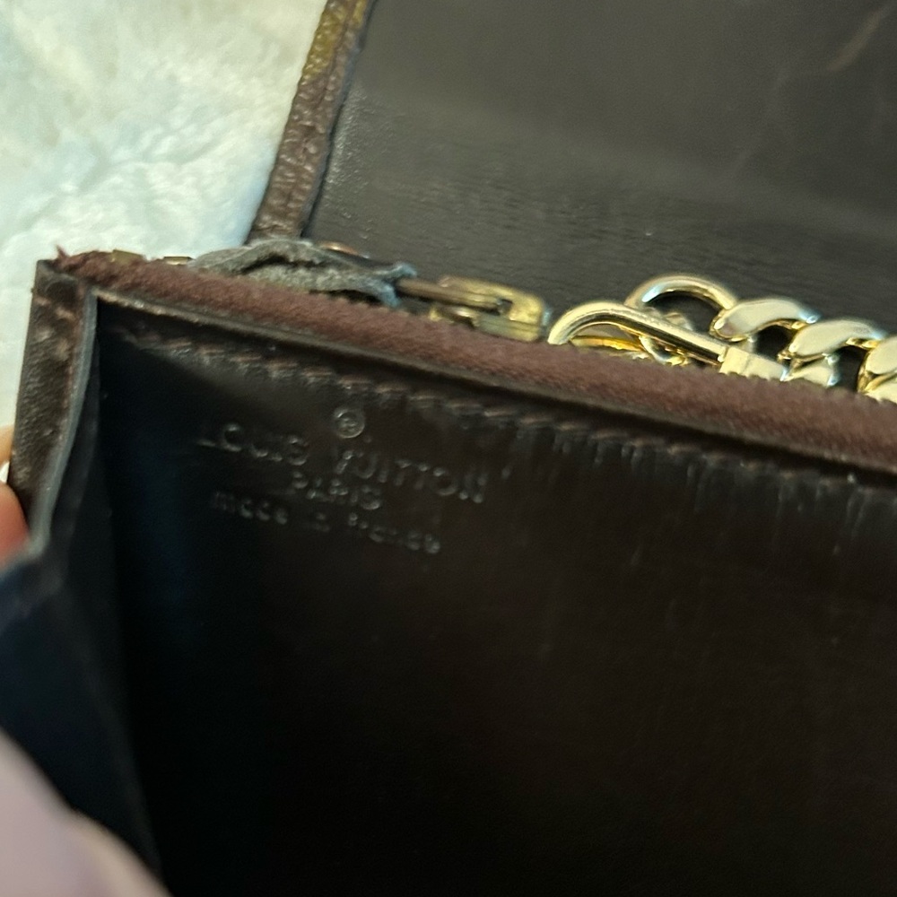 Louis Vuitton Monogram Sarah Wallet - with D-ring attached - Picture 5 of 13